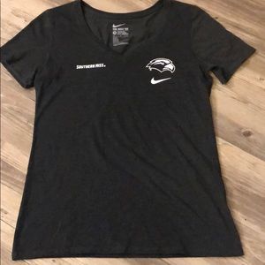Nike vneck Tee